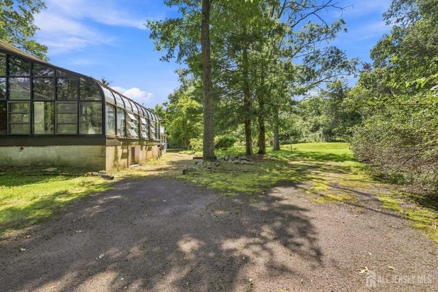 470 Blue Rige Avenue, Piscataway, NJ 08854