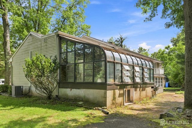 470 Blue Rige Avenue, Piscataway, NJ 08854