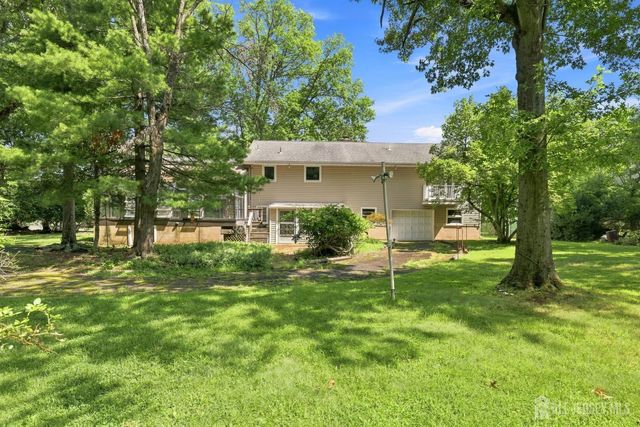 470 Blue Rige Avenue, Piscataway, NJ 08854
