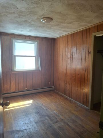315 Grosvenor Avenue, East Providence, RI 02914