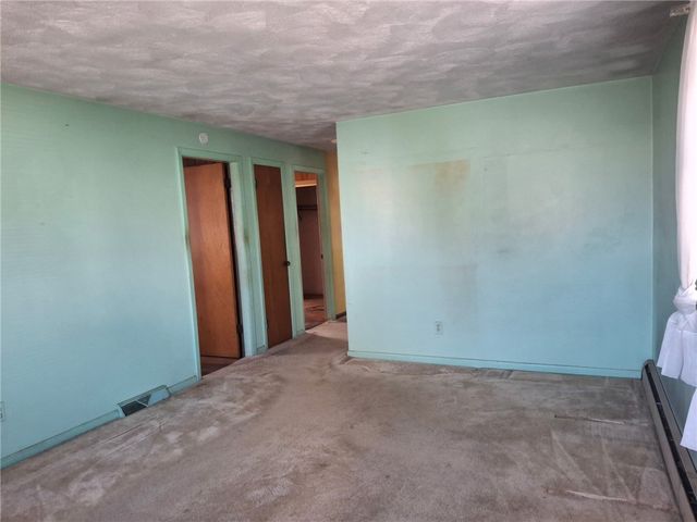 315 Grosvenor Avenue, East Providence, RI 02914