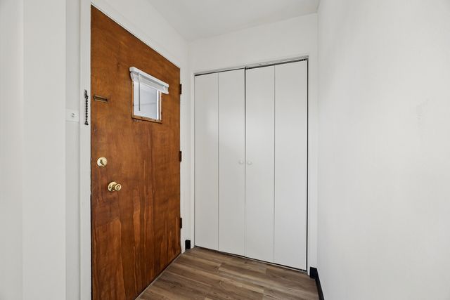 1211 Homestead Road G, La Grange Park, IL 60526