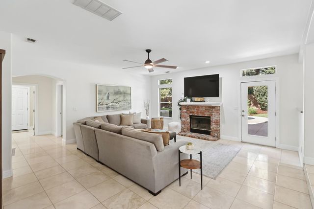 11937 Rising Sun Way, Gold River, CA 95670
