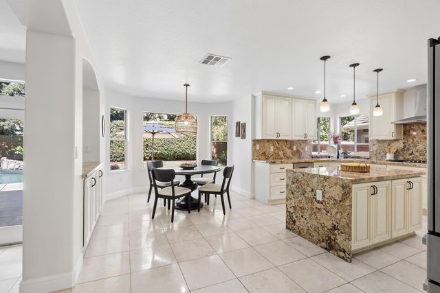 11937 Rising Sun Way, Gold River, CA 95670