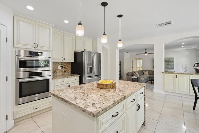 11937 Rising Sun Way, Gold River, CA 95670