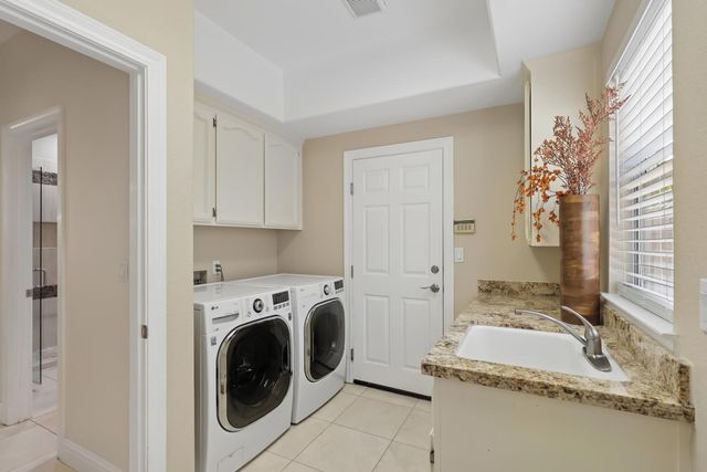 11937 Rising Sun Way, Gold River, CA 95670