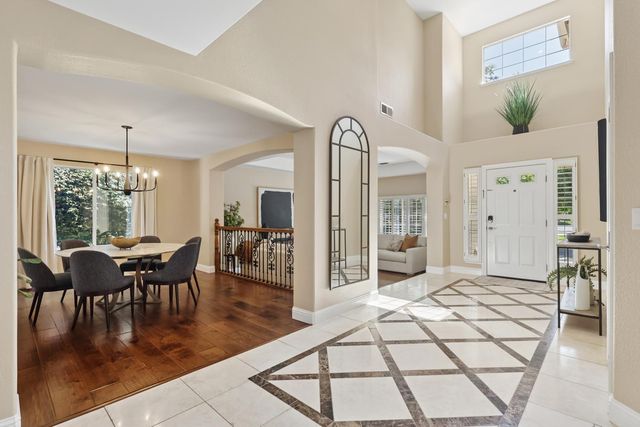 11937 Rising Sun Way, Gold River, CA 95670
