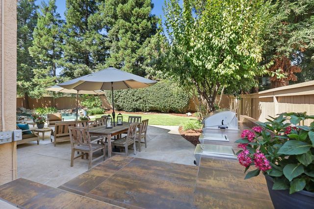 11937 Rising Sun Way, Gold River, CA 95670