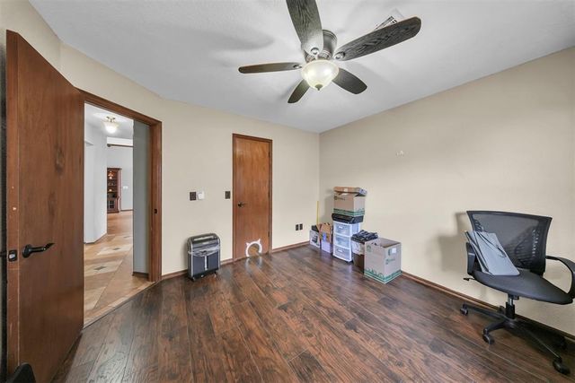 713 Gyrfalcon Drive, Norman, OK 73072