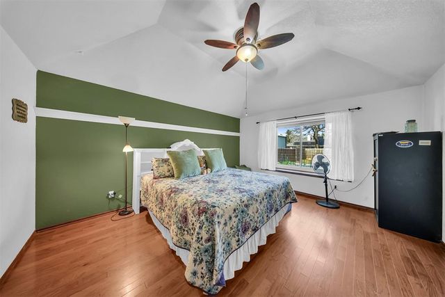 713 Gyrfalcon Drive, Norman, OK 73072