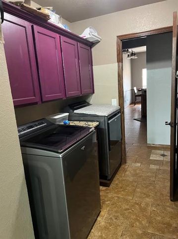 713 Gyrfalcon Drive, Norman, OK 73072