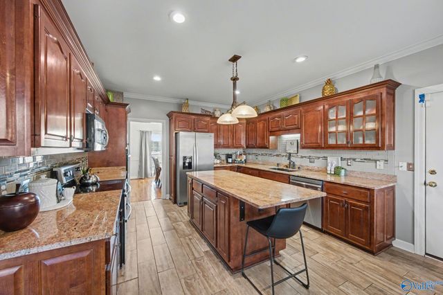 100 Thomas Woods Court, Huntsville, AL 35806