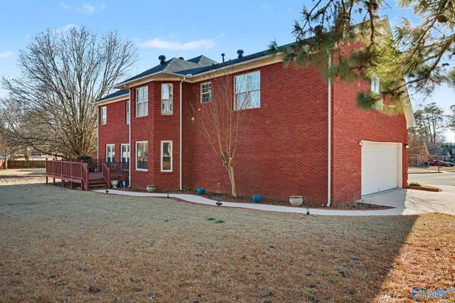 100 Thomas Woods Court, Huntsville, AL 35806