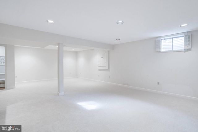 5062 QUEENS WOOD DR, Burke, VA 22015