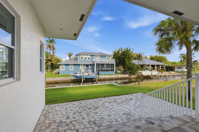 2534 SW CONCH COVE Lane, Palm City, FL 34990