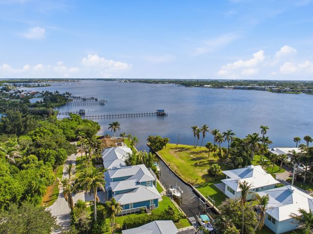 2534 SW CONCH COVE Lane, Palm City, FL 34990