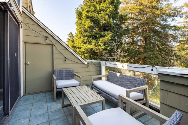 2609 Meadow Crest Court, Richmond, CA 94806