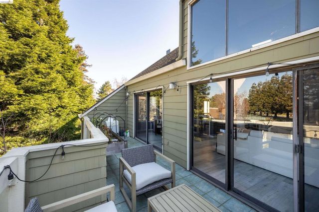 2609 Meadow Crest Court, Richmond, CA 94806