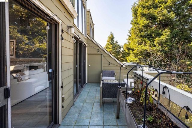 2609 Meadow Crest Court, Richmond, CA 94806