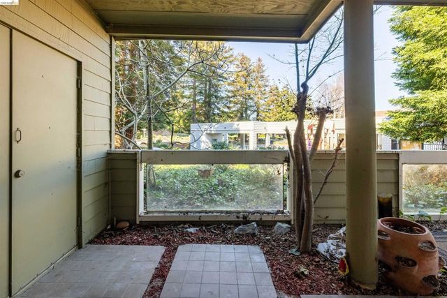 2609 Meadow Crest Court, Richmond, CA 94806