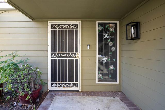 2609 Meadow Crest Court, Richmond, CA 94806