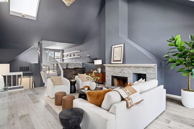 2609 Meadow Crest Court, Richmond, CA 94806