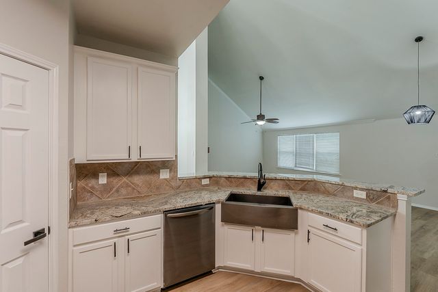 3829 Aldersyde Drive, Fort Worth, TX 76244