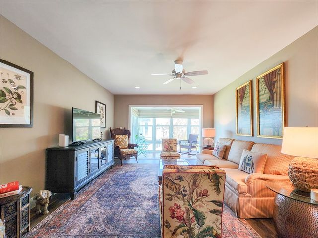 2800 Indian River Boulevard 8M, Vero Beach, FL 32960