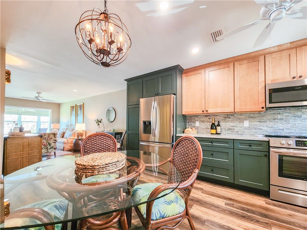 2800 Indian River Boulevard 8M, Vero Beach, FL 32960