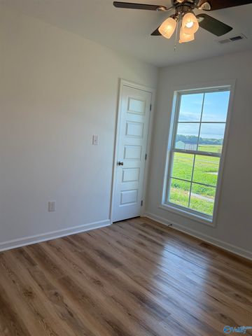 12604 Sommers Road, Athens, AL 35611