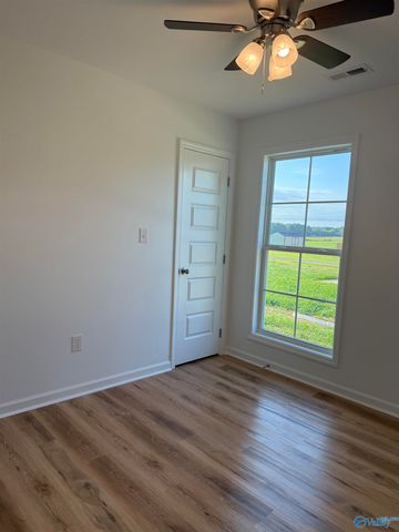 12604 Sommers Road, Athens, AL 35611