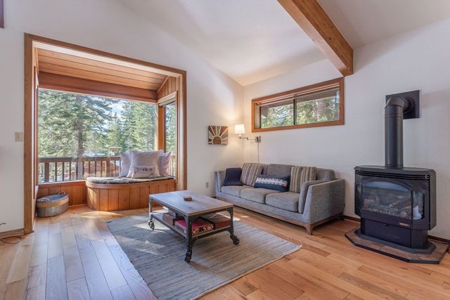 12317 Bennett Flat Road, Truckee, CA 96161