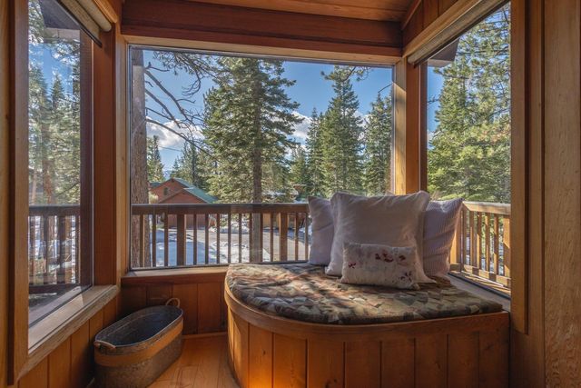 12317 Bennett Flat Road, Truckee, CA 96161