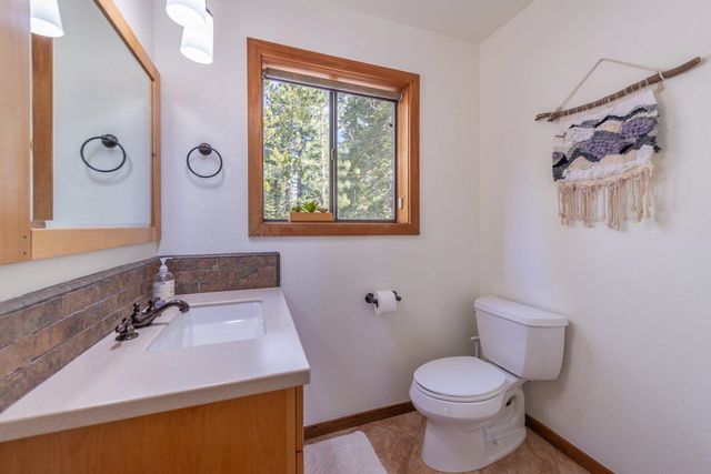 12317 Bennett Flat Road, Truckee, CA 96161