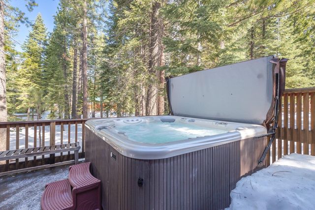 12317 Bennett Flat Road, Truckee, CA 96161