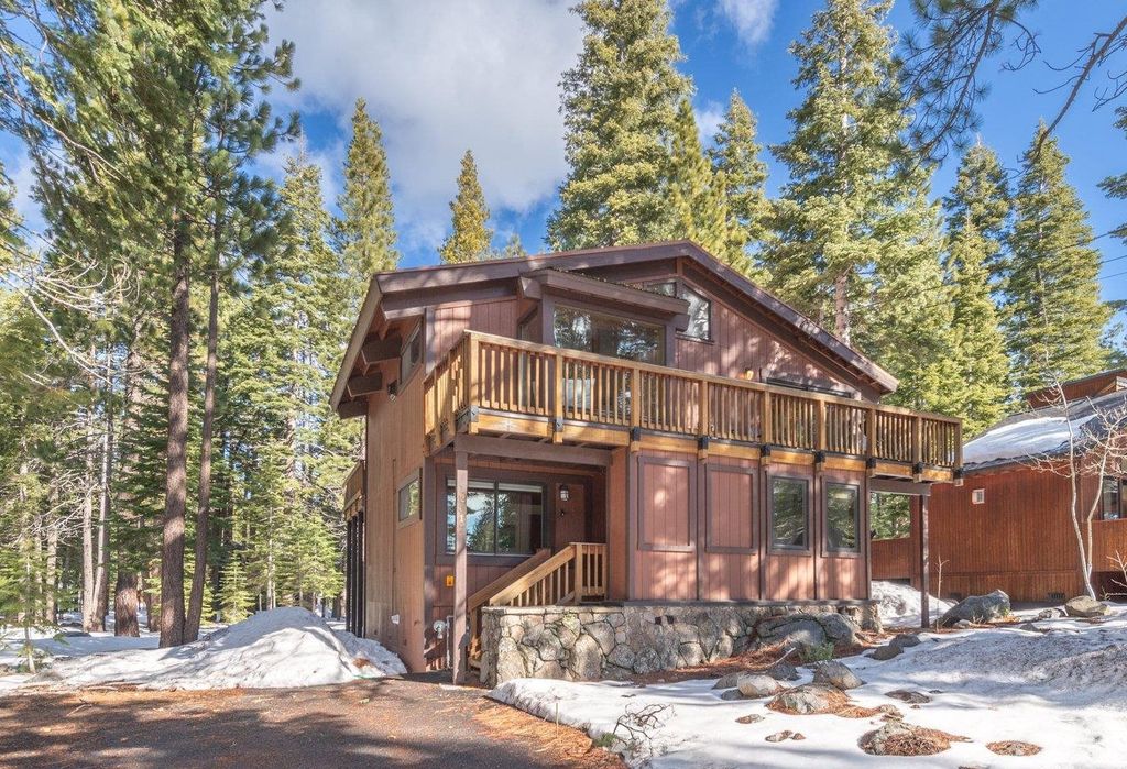 12317 Bennett Flat Road, Truckee, CA 96161