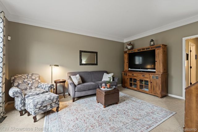 7489 Wyngate Drive, Independence Charter Township, MI 48348