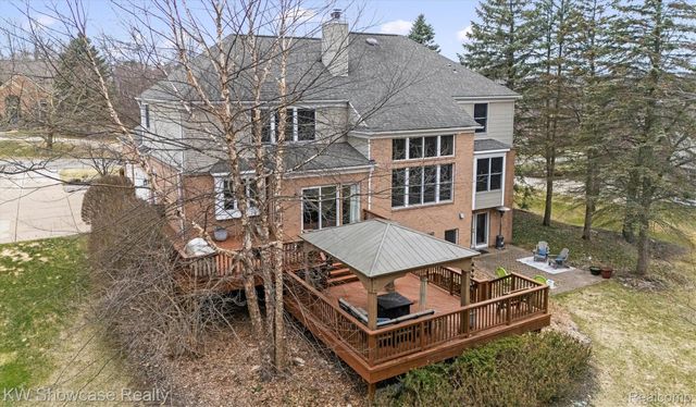 7489 Wyngate Drive, Independence Charter Township, MI 48348