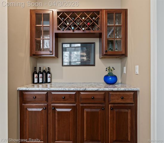 7489 Wyngate Drive, Independence Charter Township, MI 48348