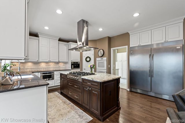 7489 Wyngate Drive, Independence Charter Township, MI 48348