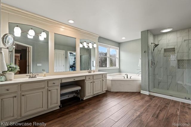 7489 Wyngate Drive, Independence Charter Township, MI 48348