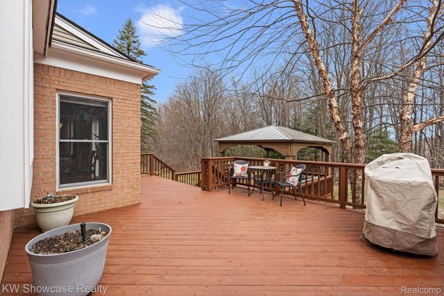 7489 Wyngate Drive, Independence Charter Township, MI 48348