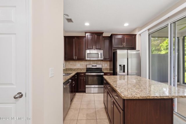 151 RICHMOND Drive, St. Johns, FL 32259