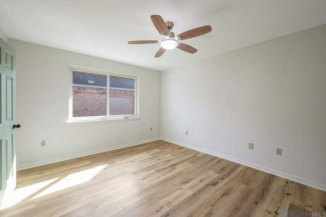 15521 Summerwood Ave, Baton Rouge, LA 70817