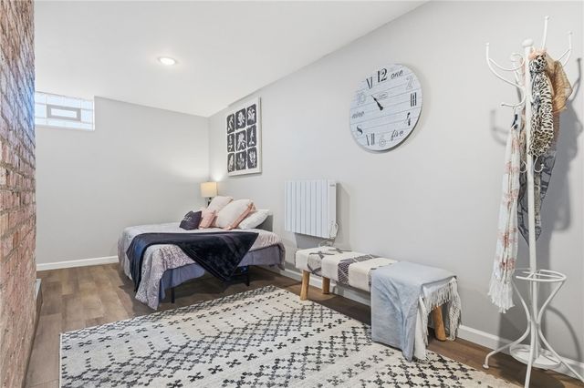 32 Fernwood Ave, Mt Lebanon, PA 15228