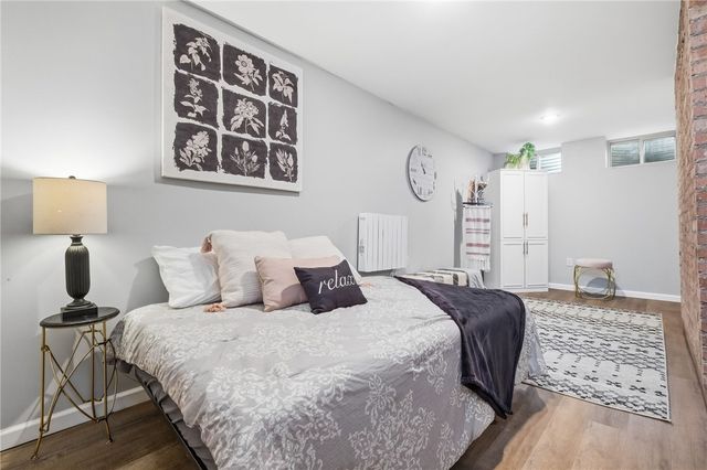 32 Fernwood Ave, Mt Lebanon, PA 15228