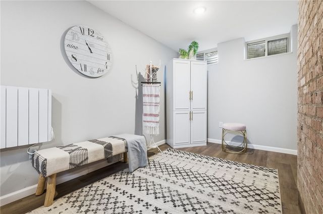 32 Fernwood Ave, Mt Lebanon, PA 15228