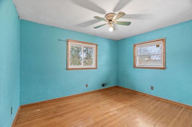 2243 Edgebrook Avenue, Saint Paul, MN 55119