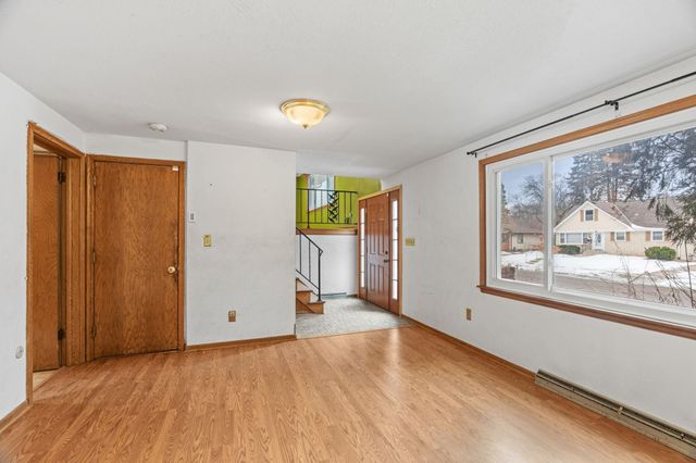 2243 Edgebrook Avenue, Saint Paul, MN 55119