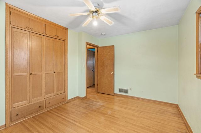 2243 Edgebrook Avenue, Saint Paul, MN 55119